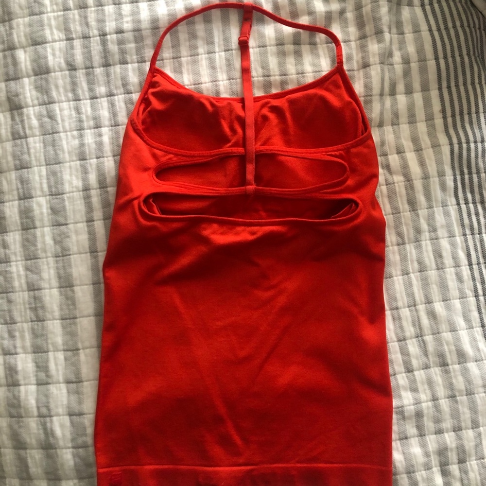 Fabletics Tank - Picture 3 of 4